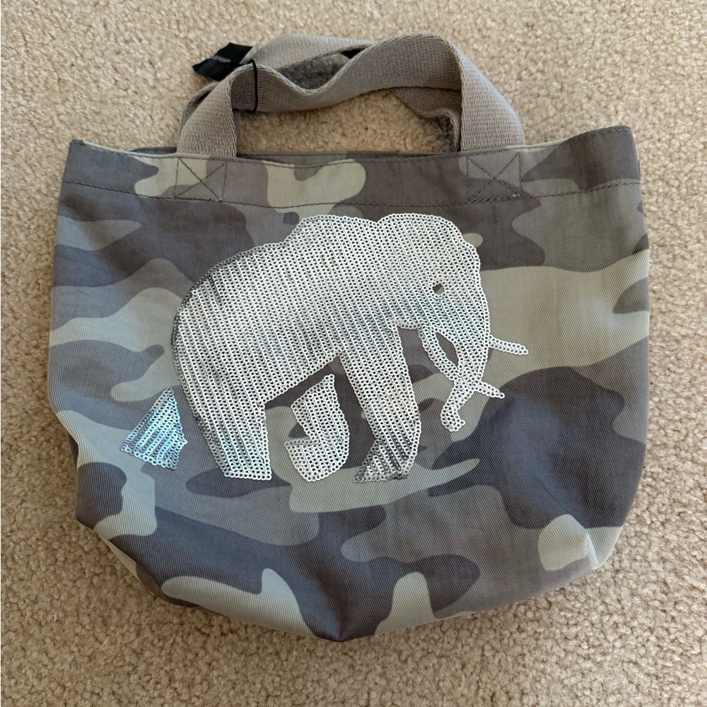 Banana Republic Camouflage small Tote Bag/purse NEW